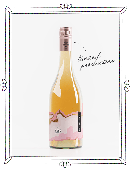 Ros´ Wine Bottle